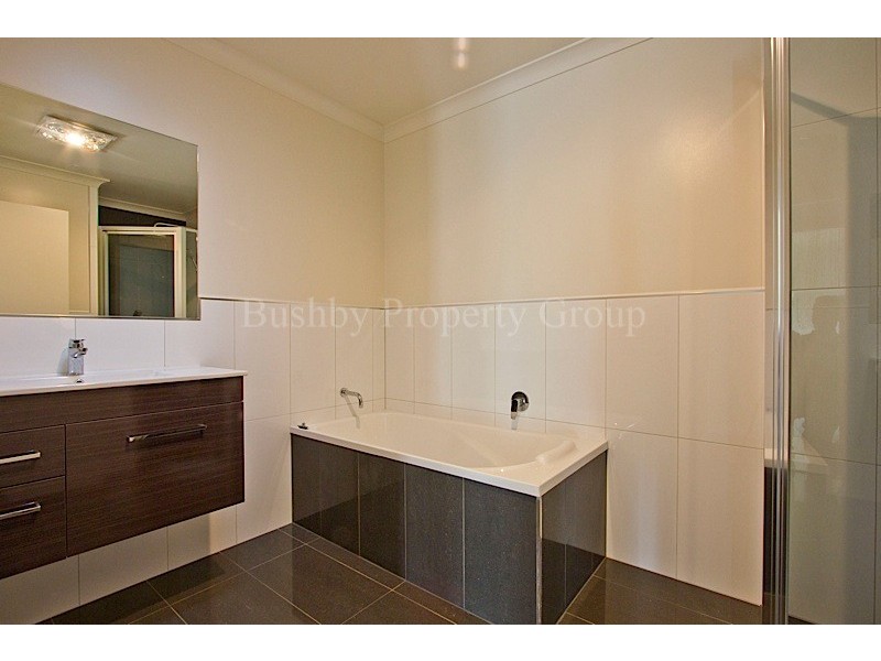 2/77a William Street, Westbury TAS 7303