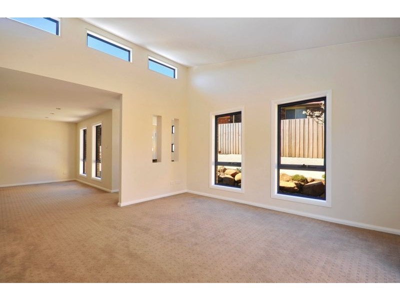 2/5 Owen Place, Summerhill TAS 7250