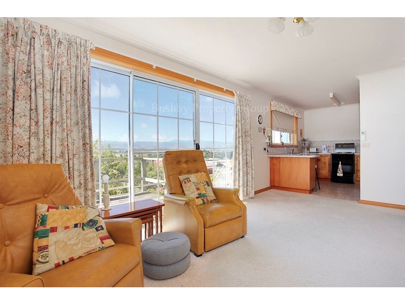 2/85 Riverside Drive, Riverside TAS 7250