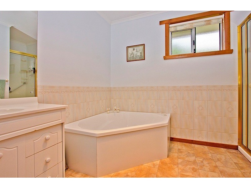 2/2 Andrea Place, Riverside TAS 7250