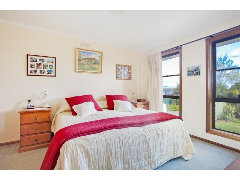 11 Dapple Street, Norwood TAS 7250