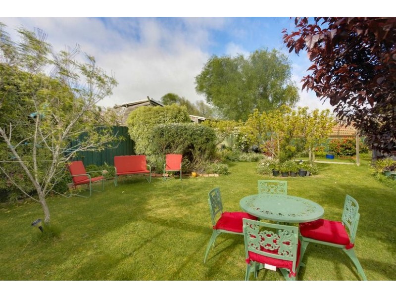 11 Dapple Street, Norwood TAS 7250