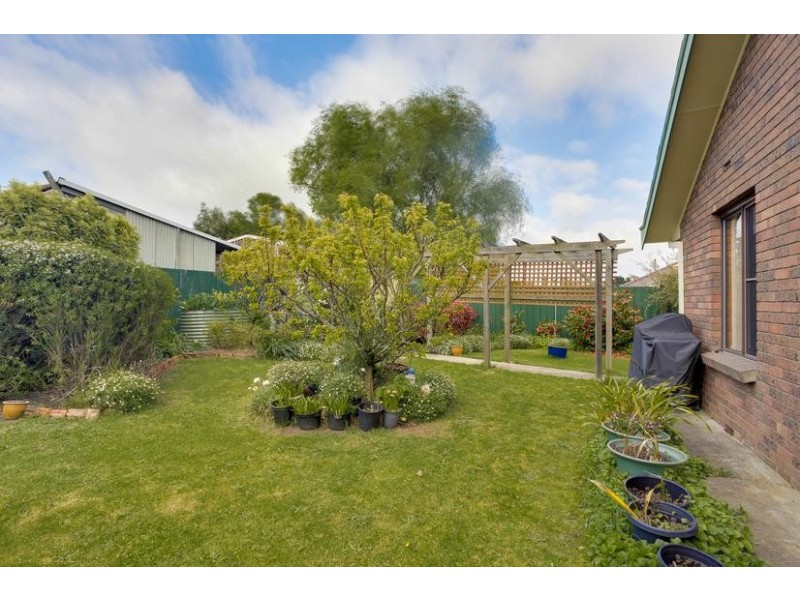 11 Dapple Street, Norwood TAS 7250