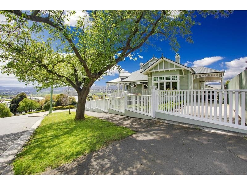 29 Lanoma Street, East Launceston TAS 7250