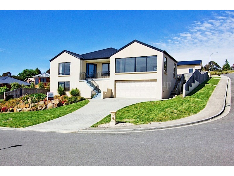 28 Lachlan Parade, Trevallyn TAS 7250