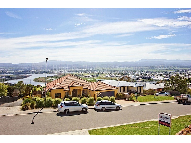 28 Lachlan Parade, Trevallyn TAS 7250