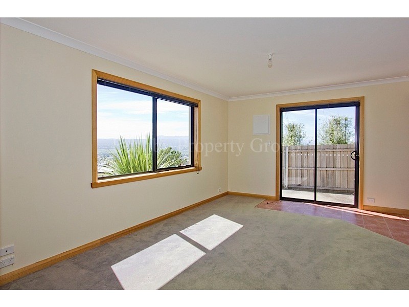28 Lachlan Parade, Trevallyn TAS 7250
