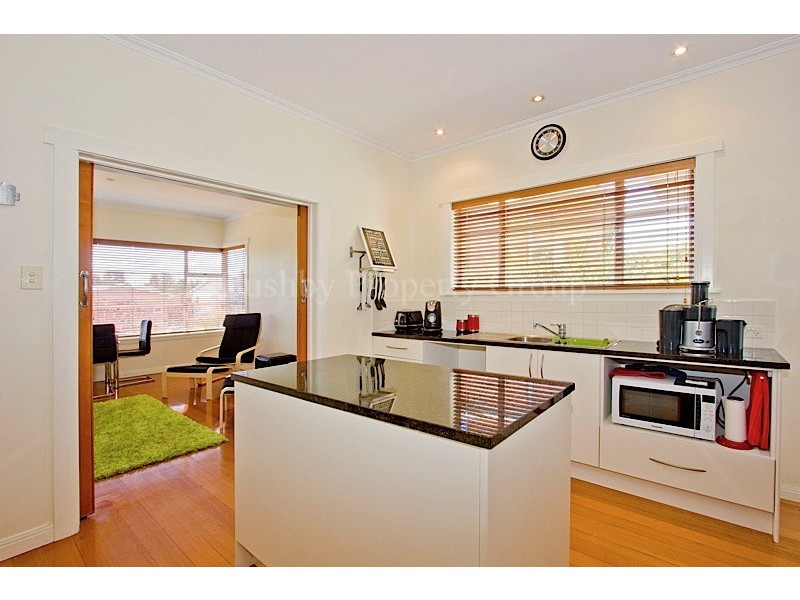 11 Cue Street, Youngtown TAS 7249