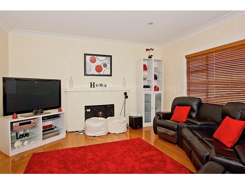 11 Cue Street, Youngtown TAS 7249