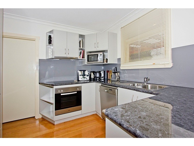 7 Farmer Street, Riverside TAS 7250