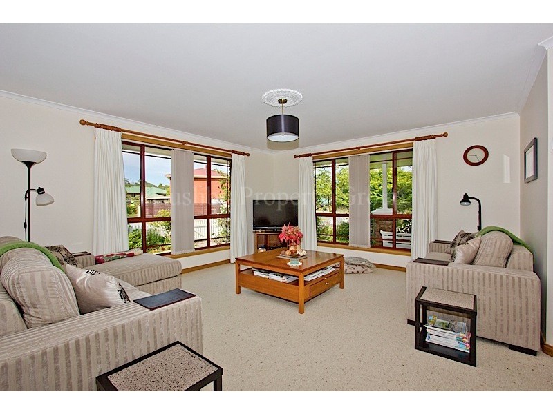 1 Mountgarrett Court, Youngtown TAS 7249
