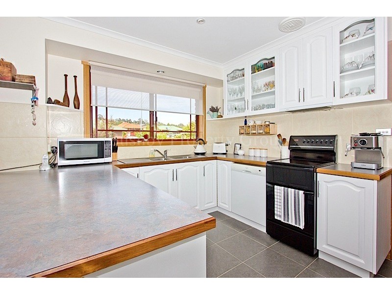 1 Mountgarrett Court, Youngtown TAS 7249