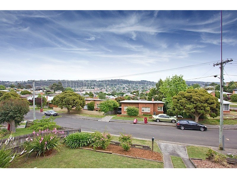 11 Chungon Crescent, South Launceston TAS 7249