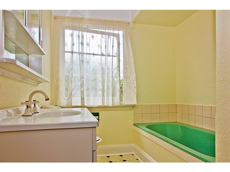 32 Blayden Street, Kings Meadows TAS 7249