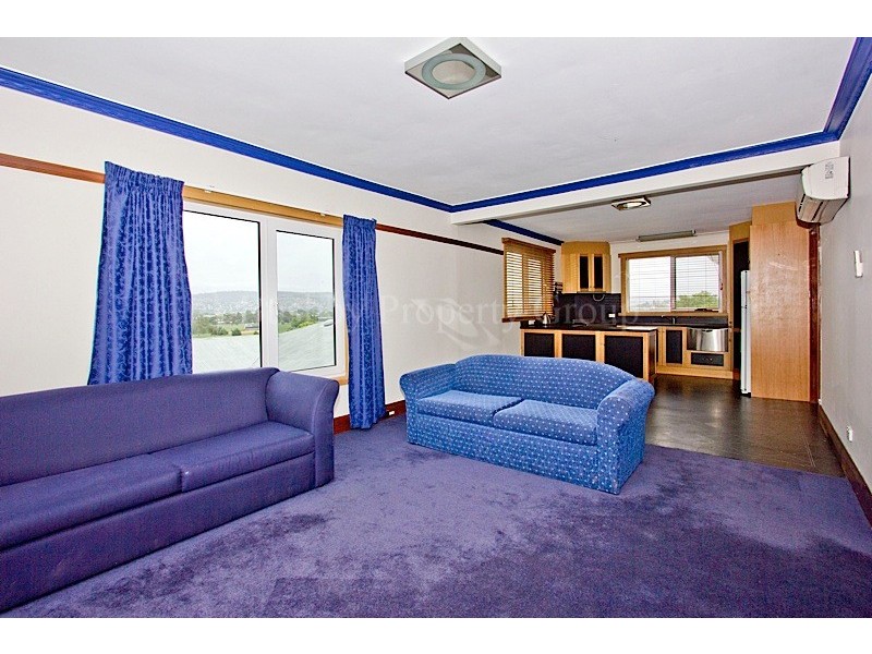 42 Clare Street, Mowbray TAS 7248