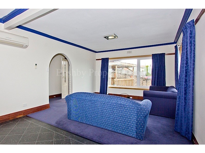 42 Clare Street, Mowbray TAS 7248