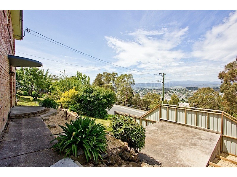 36 Salisbury Crescent, West Launceston TAS 7250