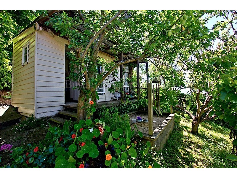 8 South Esk Road, Trevallyn TAS 7250