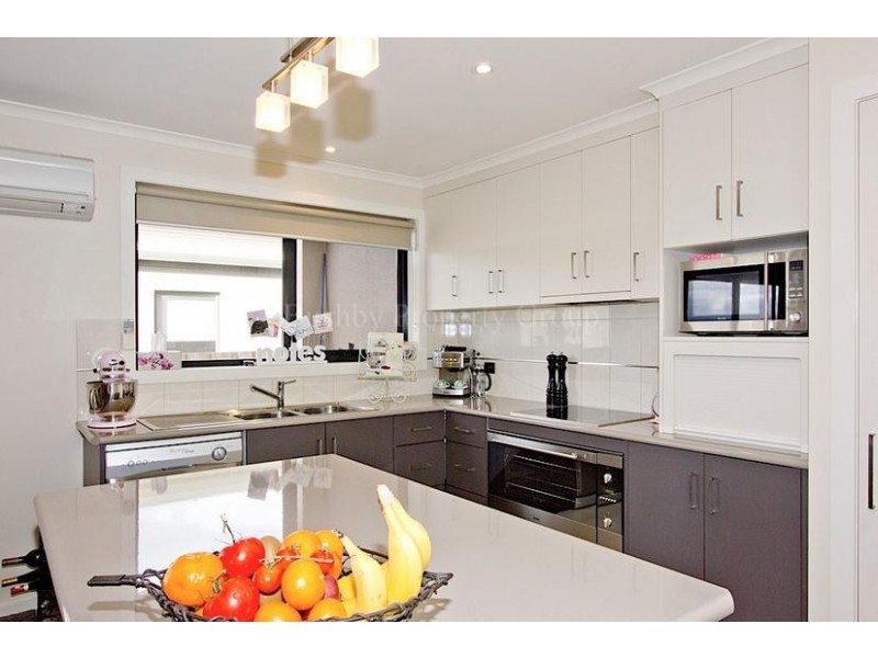 44 Piper Avenue, Youngtown TAS 7249
