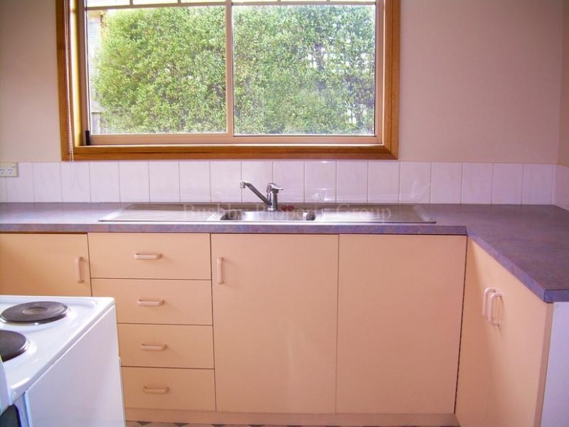 2/37 Hingston Crescent, Norwood TAS 7250