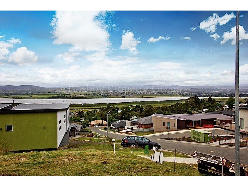 12 Heritage Rise, Riverside TAS 7250