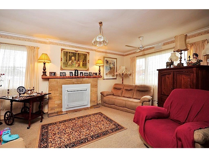 25 Alma Street, Youngtown TAS 7249