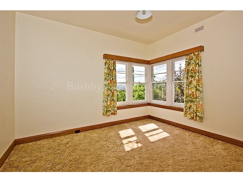 14 Broadview Crescent, Trevallyn TAS 7250
