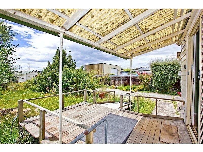 19 Verdun Street, Mowbray TAS 7248