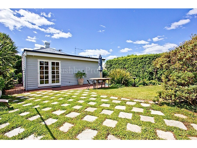 11 Howard Street, Invermay TAS 7248