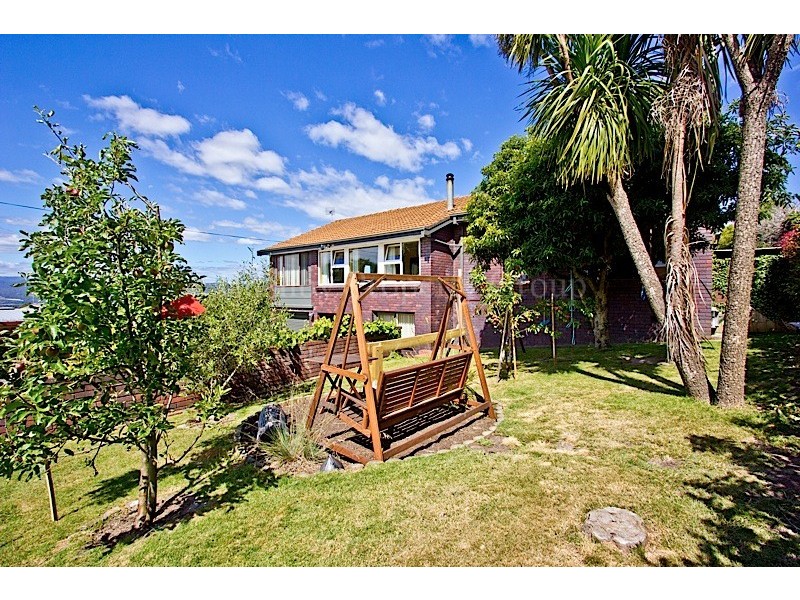 11 Coulter Street, Trevallyn TAS 7250