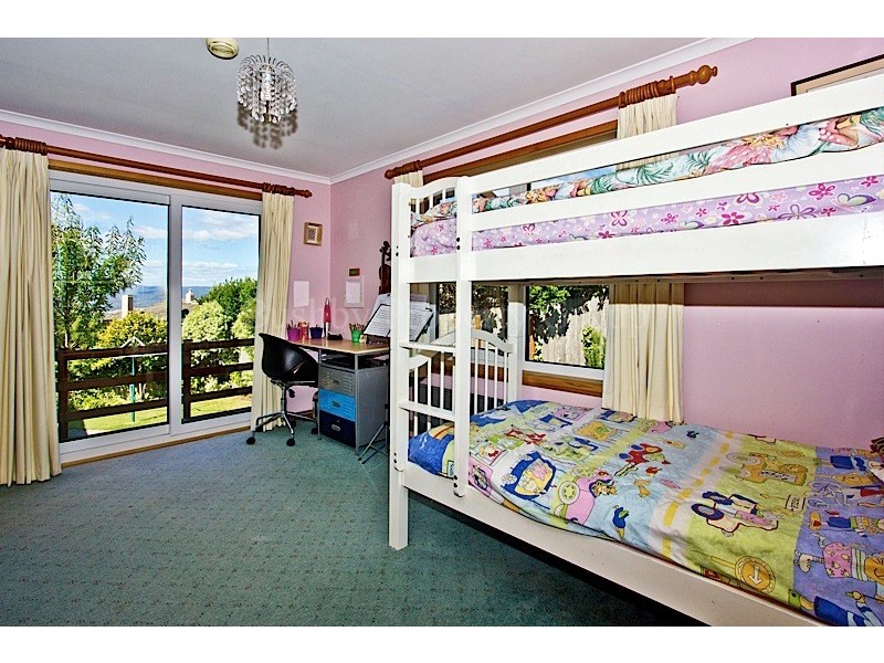 11 Coulter Street, Trevallyn TAS 7250