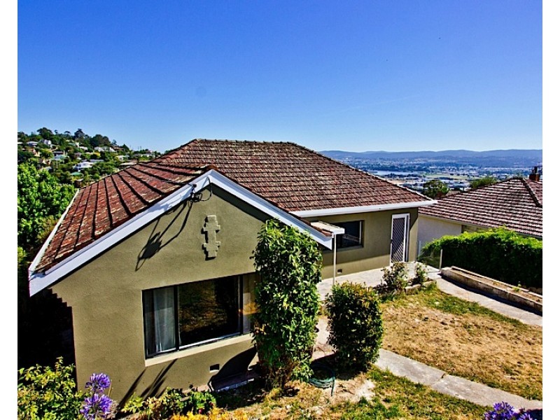 6 Fairthorne Road, Trevallyn TAS 7250