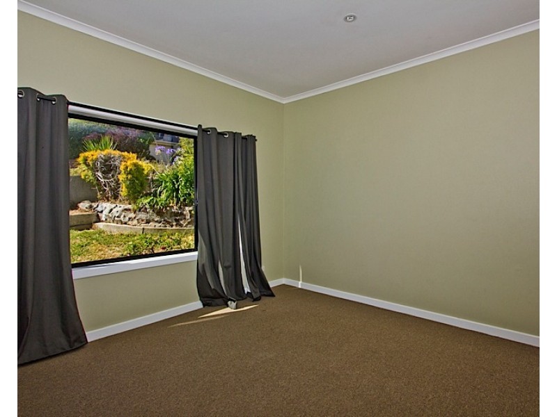6 Fairthorne Road, Trevallyn TAS 7250