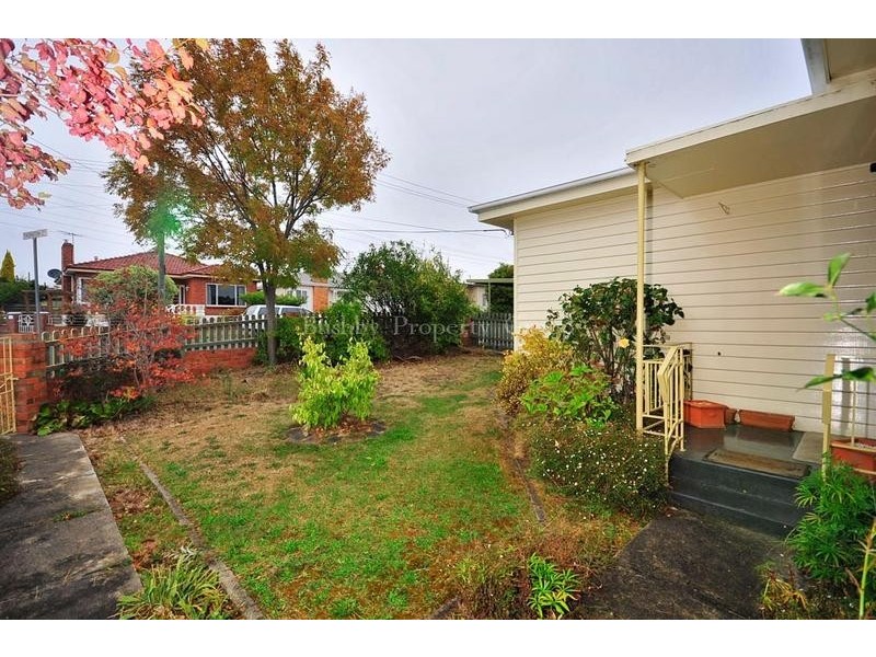 1/25 Alma Street, Youngtown TAS 7249