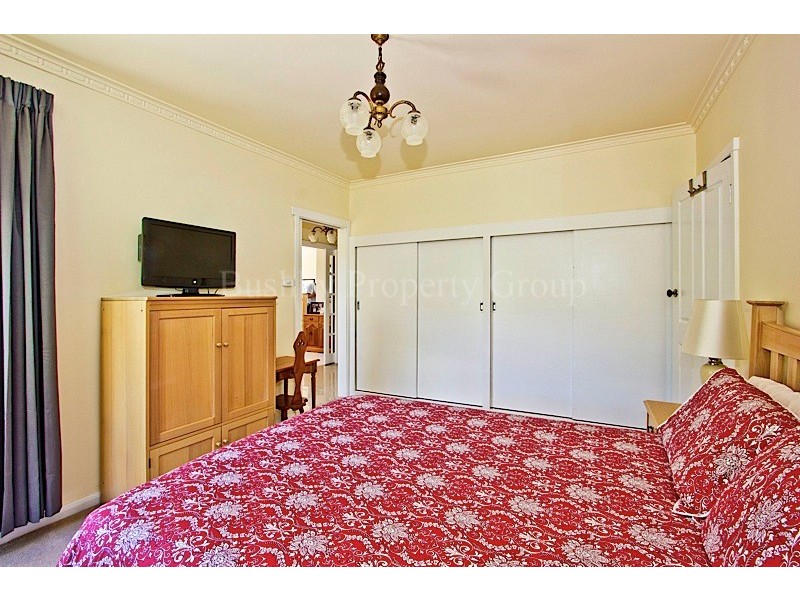 8 Newstead Crescent, Newstead TAS 7250