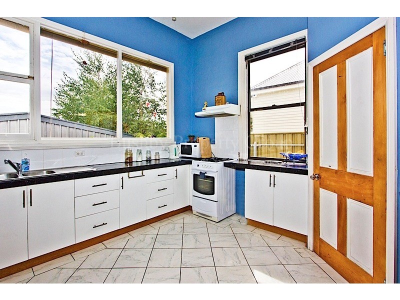 17 Albion Street, Invermay TAS 7248