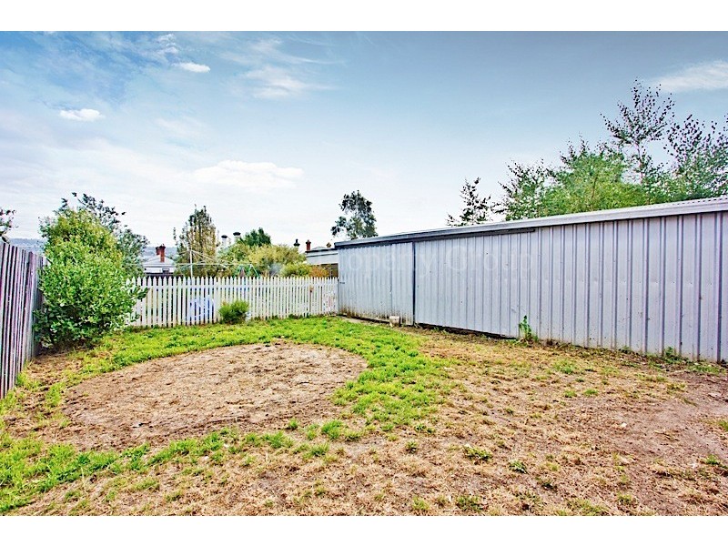 17 Albion Street, Invermay TAS 7248