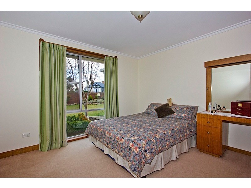 25 Pakenham Street, Longford TAS 7301