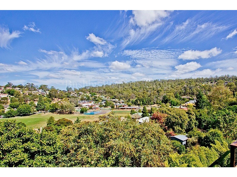 3 Veulalee Avenue, Trevallyn TAS 7250