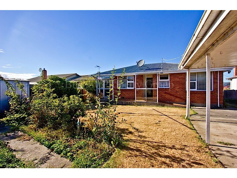 11 Clark Street, Mowbray TAS 7248