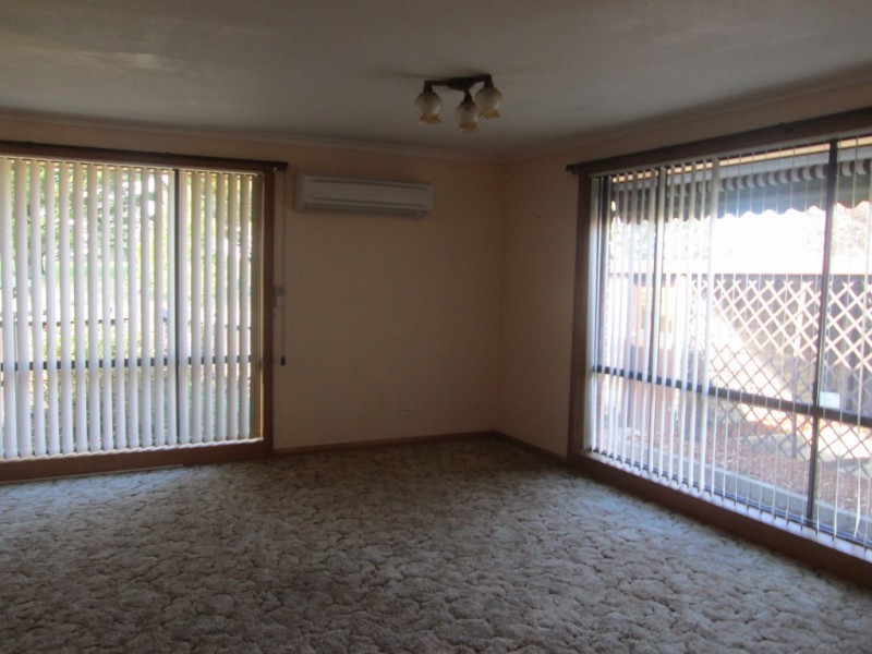 2/22 Parklands Parade, Newnham TAS 7248