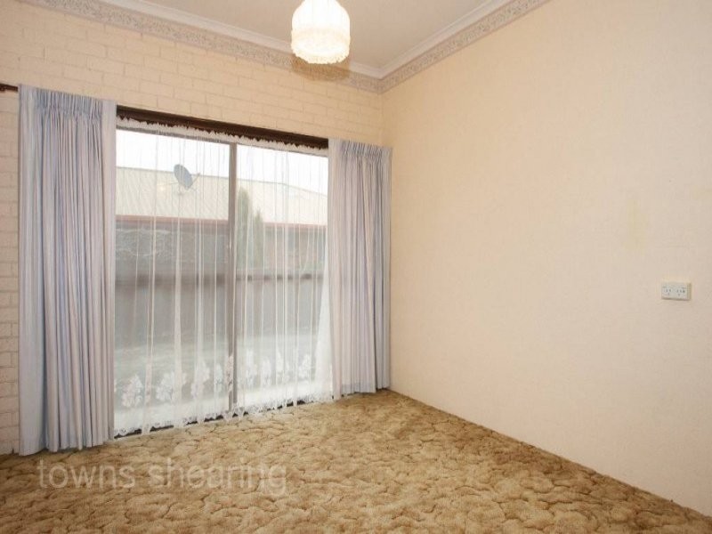 2/22 Parklands Parade, Newnham TAS 7248