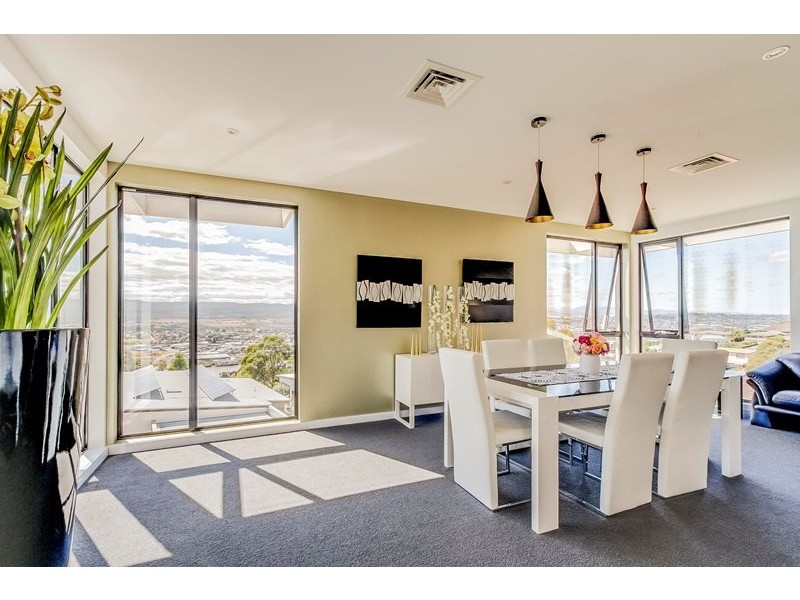 67 Lachlan Parade, Trevallyn TAS 7250