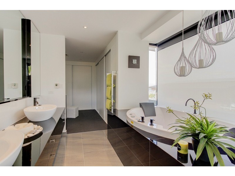 67 Lachlan Parade, Trevallyn TAS 7250