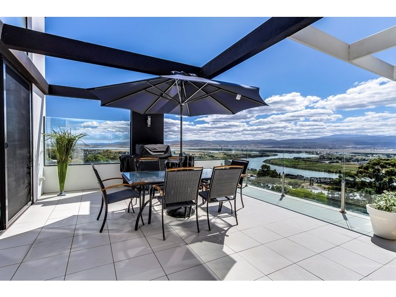 67 Lachlan Parade, Trevallyn TAS 7250