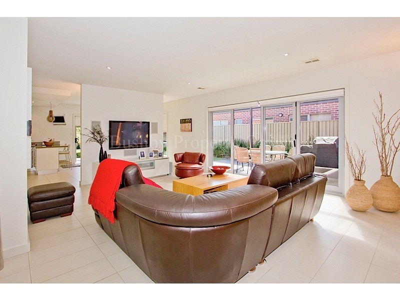8/16 Hart Street, Newstead TAS 7250