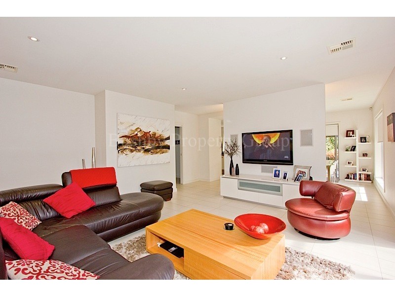 8/16 Hart Street, Newstead TAS 7250