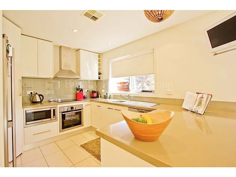 8/16 Hart Street, Newstead TAS 7250