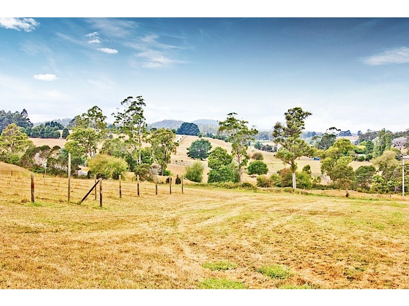 200 Johnstons Road, Hillwood TAS 7252