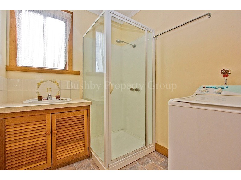 2/12 Bishops Drive, Newnham TAS 7248